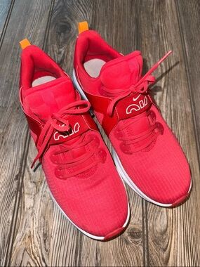 Nike air max Bella TR 5 size 11 Bold pink Sneakers no insoles